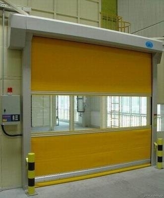Sương mù vòi hoa sen bằng thép không gỉ với cửa cuốn PVC tự động